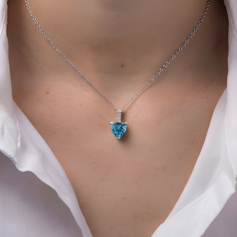 Esencia Lab Grown Moissanite Pendant