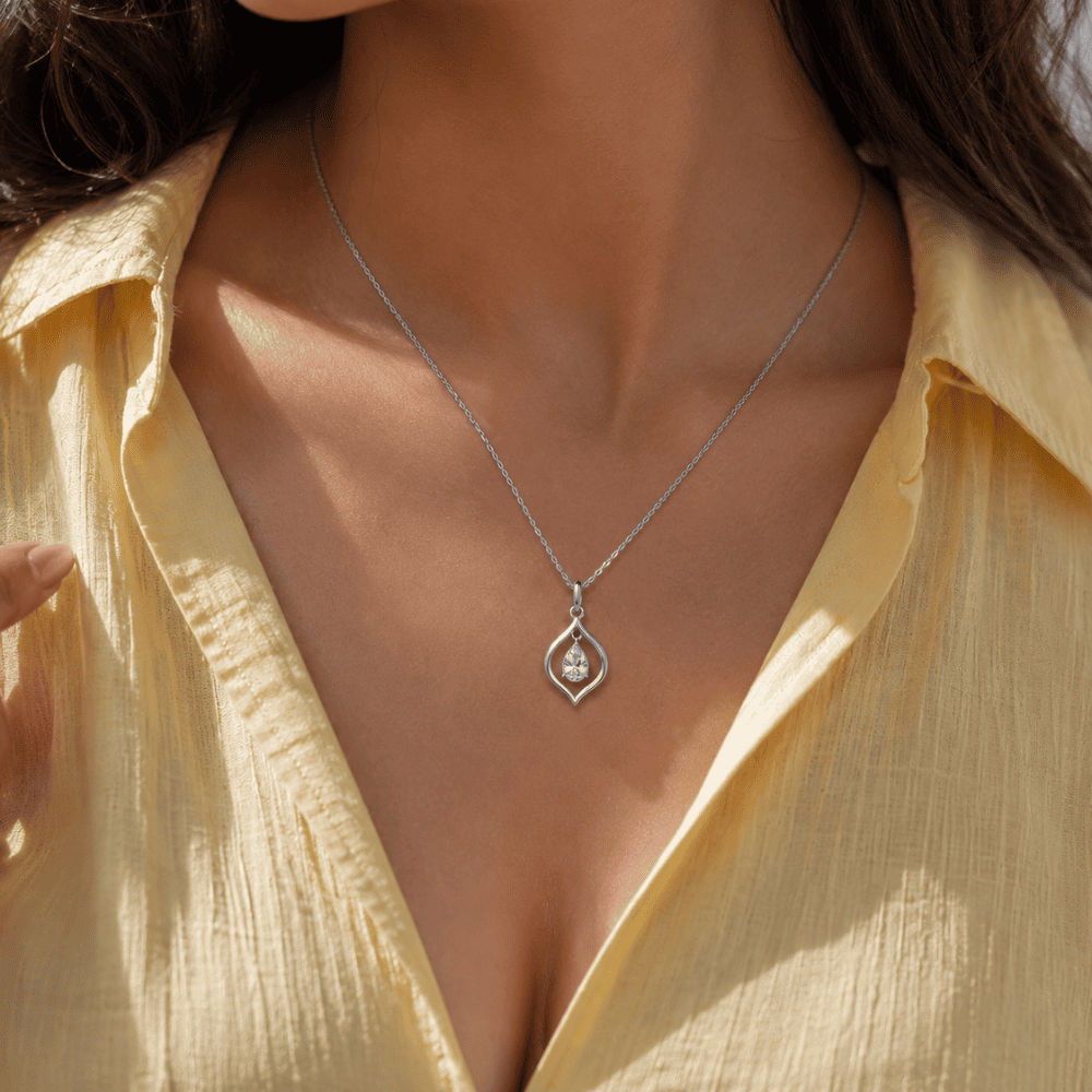 Siren Bloom 0.5CT Lab Grown Moissanite Pendant